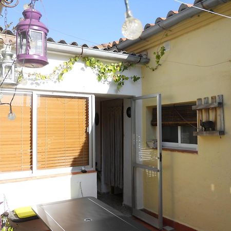 Naturalia: La Casita Con Patio Caceres Ngoại thất bức ảnh