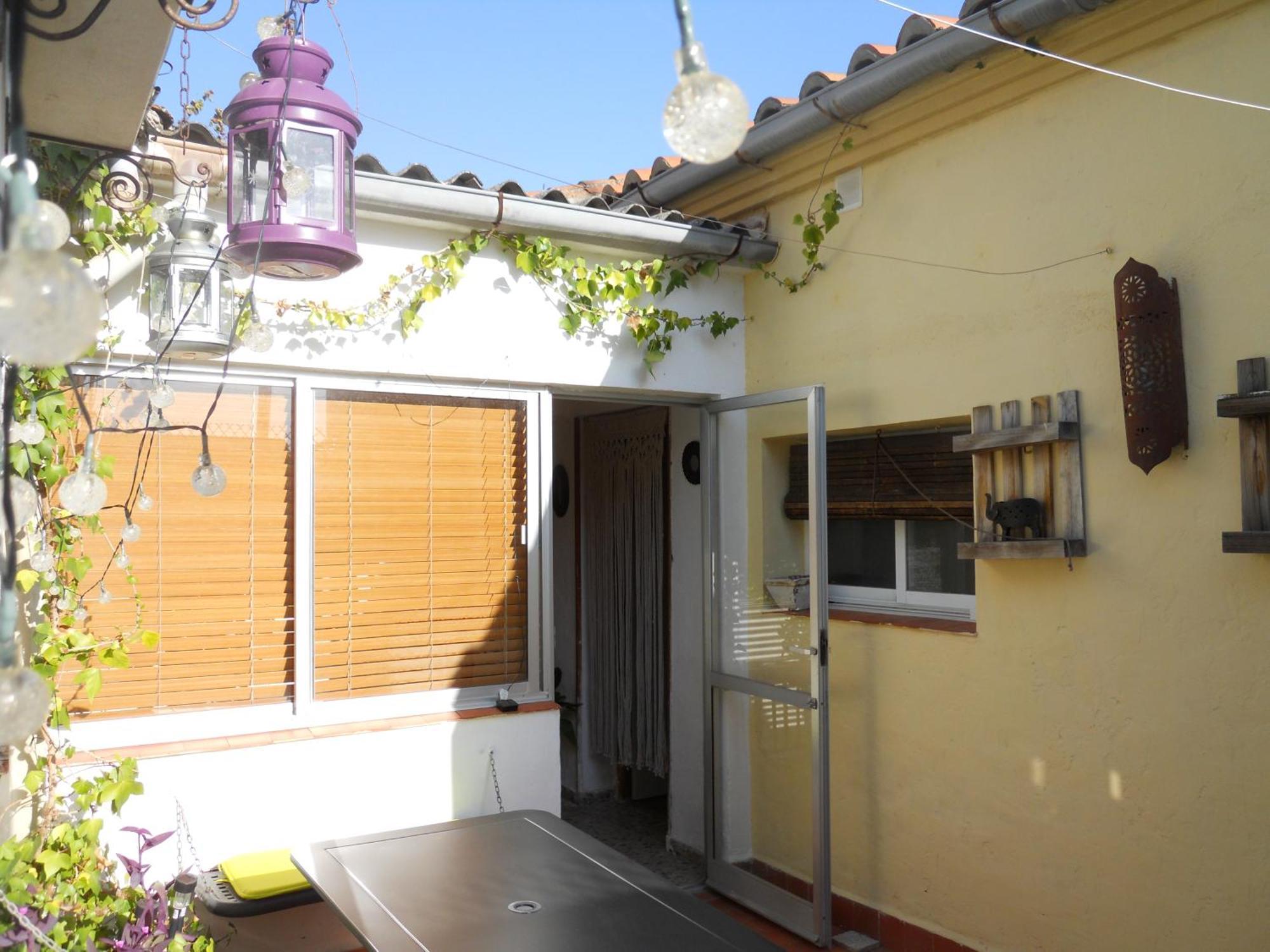 Naturalia: La Casita Con Patio Caceres Ngoại thất bức ảnh